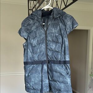 lululemon athletica  Hooded Short Sleeve Vest